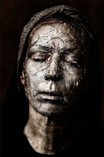 Natascha Hemke, Death Mask - Self Portrait, Fotogalerie Utrecht